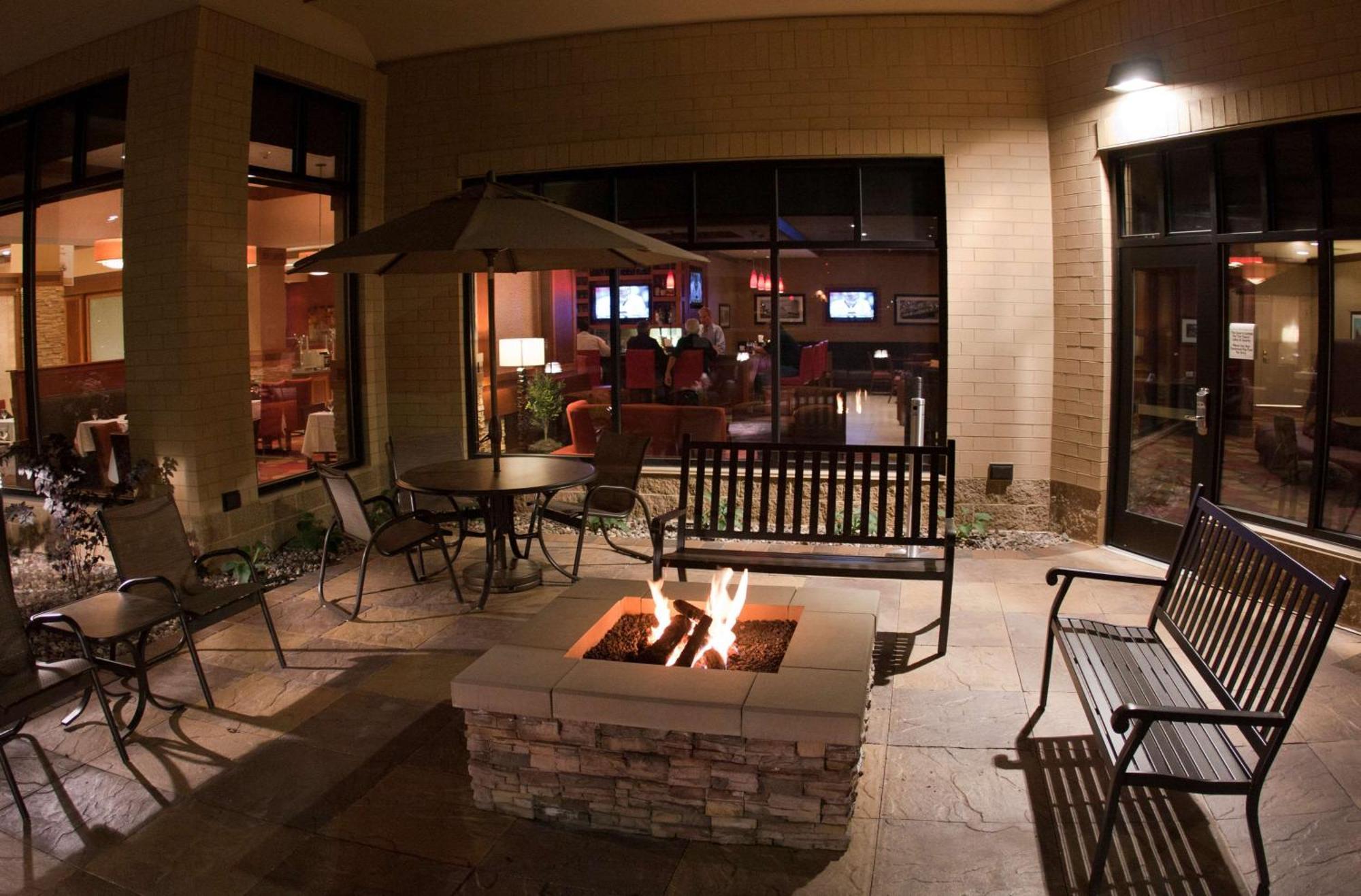 Hilton Garden Inn Milwaukee Airport Extérieur photo