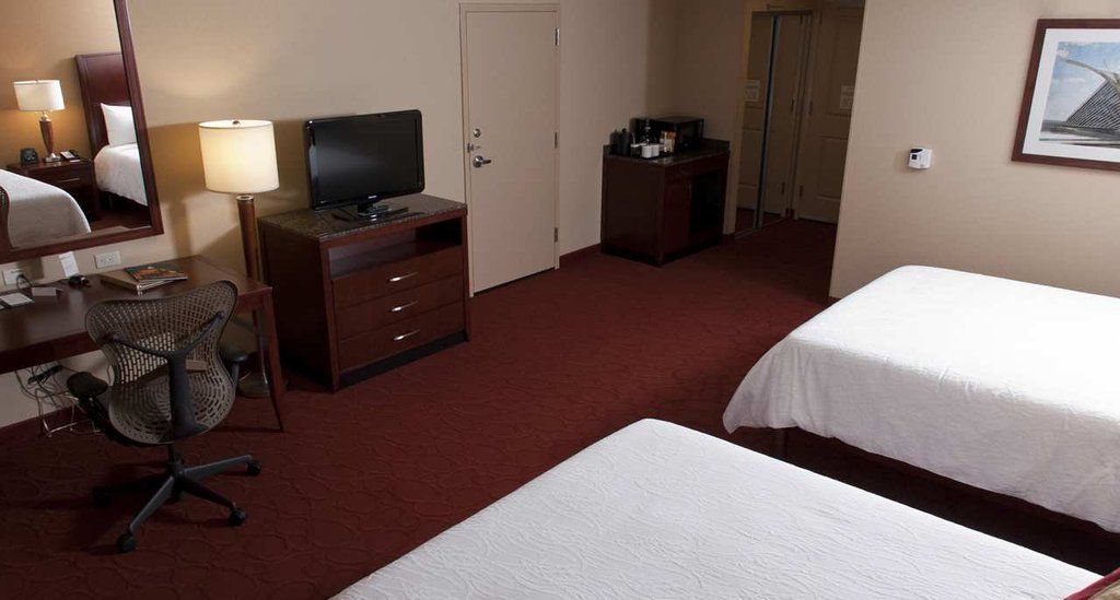 Hilton Garden Inn Milwaukee Airport Extérieur photo