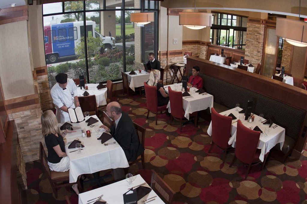 Hilton Garden Inn Milwaukee Airport Extérieur photo